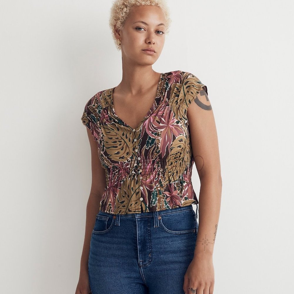 Shirred Cap-Sleeve Top in Brushstroke Monstera
